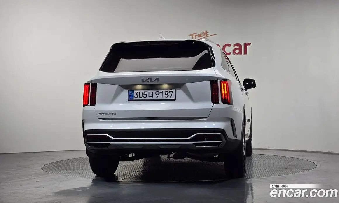 Kia Sorento 2022 2.2 автомат (гидро), фото 4 Kia Sorento 2022 2.2 автомат (гидро), фото 4