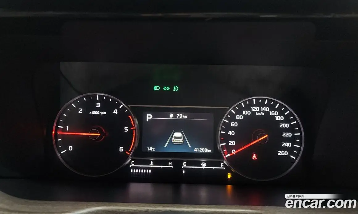 Kia Sorento 2022 2.2 автомат (гидро), фото 8 Kia Sorento 2022 2.2 автомат (гидро), фото 8