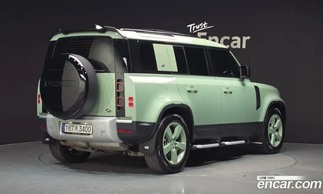 Land Rover Defender 2023 3.0 автомат (гидро), миниатюра 2 Land Rover Defender 2023 3.0 автомат (гидро), миниатюра 2