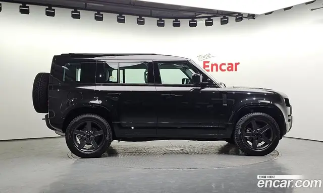 Land Rover Defender 2026 3.0 автомат (гидро), миниатюра 5
