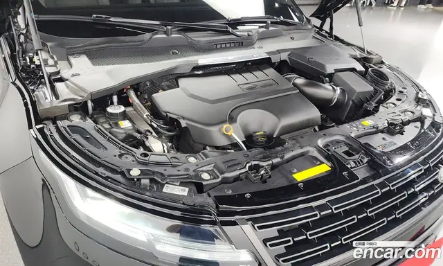 Land Rover Range Rover Evoque 2024 2.0 автомат (гидро), миниатюра 6 Land Rover Range Rover Evoque 2024 2.0 автомат (гидро), миниатюра 6