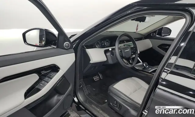 Land Rover Range Rover Evoque 2024 2.0 автомат (гидро), миниатюра 10 Land Rover Range Rover Evoque 2024 2.0 автомат (гидро), миниатюра 10