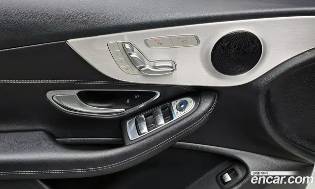 Mercedes-Benz C-Class 2018 2.0 автомат (гидро), миниатюра 5 Mercedes-Benz C-Class 2018 2.0 автомат (гидро), миниатюра 5