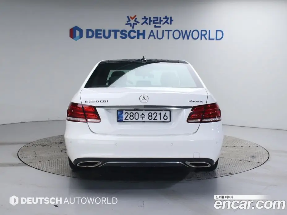 Mercedes-Benz E-Class 2014 2.1 автомат (гидро), фото 4 Mercedes-Benz E-Class 2014 2.1 автомат (гидро), фото 4