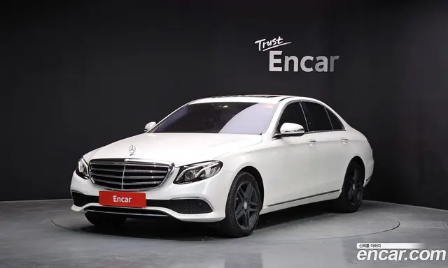 Mercedes-Benz E-Class, 2016, 83 974 км