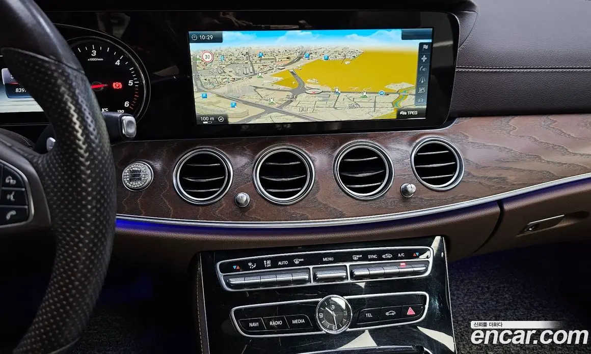 Mercedes-Benz E-Class 2016 1.9 автомат (гидро), фото 13 Mercedes-Benz E-Class 2016 1.9 автомат (гидро), фото 13