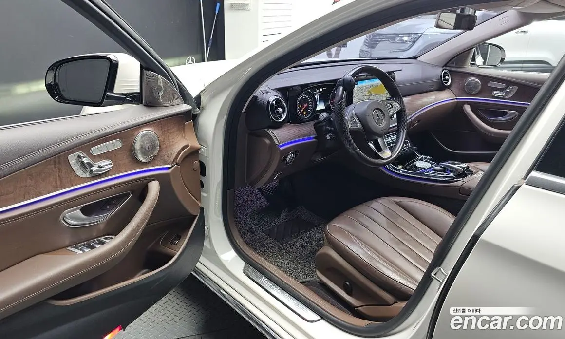 Mercedes-Benz E-Class 2016 1.9 автомат (гидро), фото 10 Mercedes-Benz E-Class 2016 1.9 автомат (гидро), фото 10