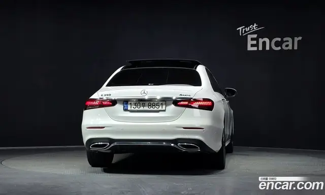 Mercedes-Benz E-Class 2021 2.0 автомат (гидро), миниатюра 4