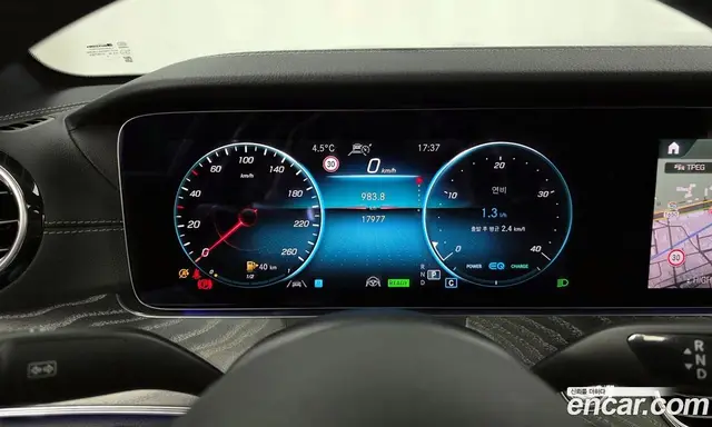 Mercedes-Benz E-Class 2021 2.0 автомат (гидро), миниатюра 8
