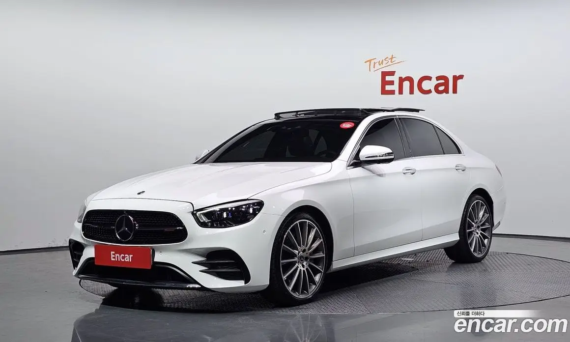 Mercedes-Benz E-Class 2022 2.0 автомат (гидро), фото 1 Mercedes-Benz E-Class 2022 2.0 автомат (гидро), фото 1