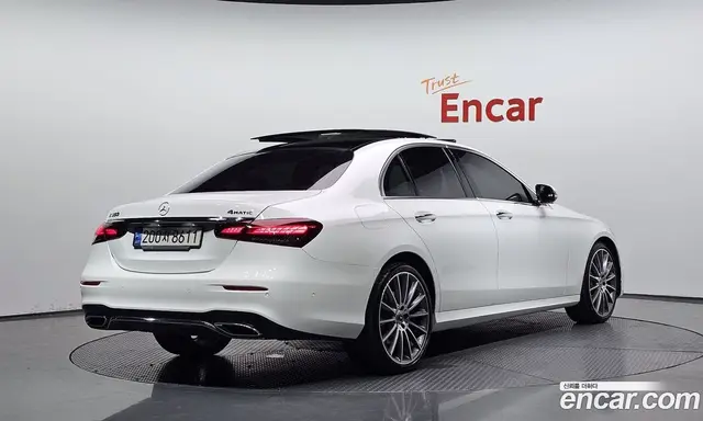 Mercedes-Benz E-Class 2022 2.0 автомат (гидро), миниатюра 2 Mercedes-Benz E-Class 2022 2.0 автомат (гидро), миниатюра 2