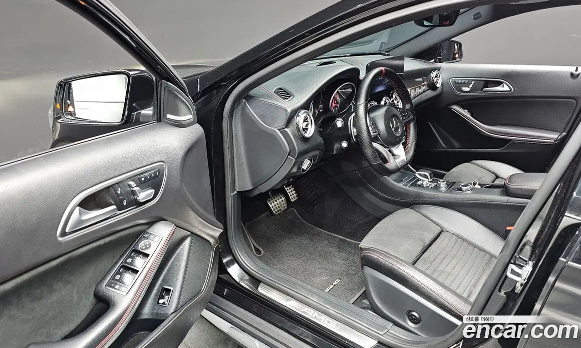 Mercedes-Benz GLA-Class 2019 2.0 автомат (гидро), фото 12