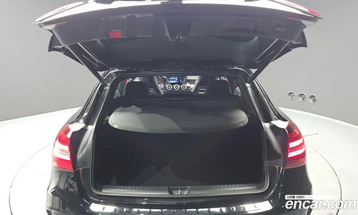 Mercedes-Benz GLA-Class 2019 2.0 автомат (гидро), фото 20