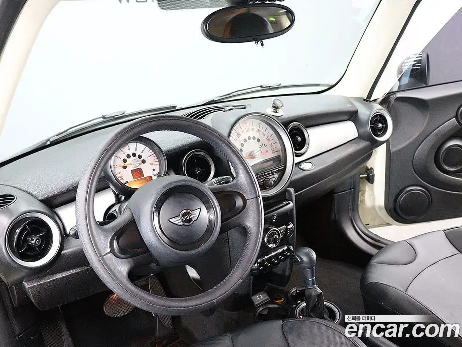 Mini Cooper 2013 2.0 автомат (гидро), фото 15 Mini Cooper 2013 2.0 автомат (гидро), фото 15