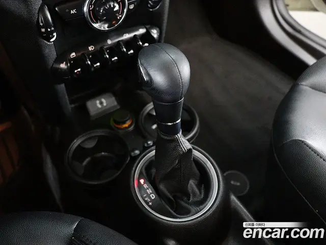 Mini Cooper 2013 2.0 автомат (гидро), миниатюра 8 Mini Cooper 2013 2.0 автомат (гидро), миниатюра 8