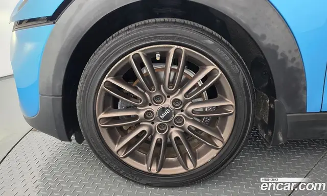 Mini Cooper 2015 2.0 автомат (гидро), миниатюра 5