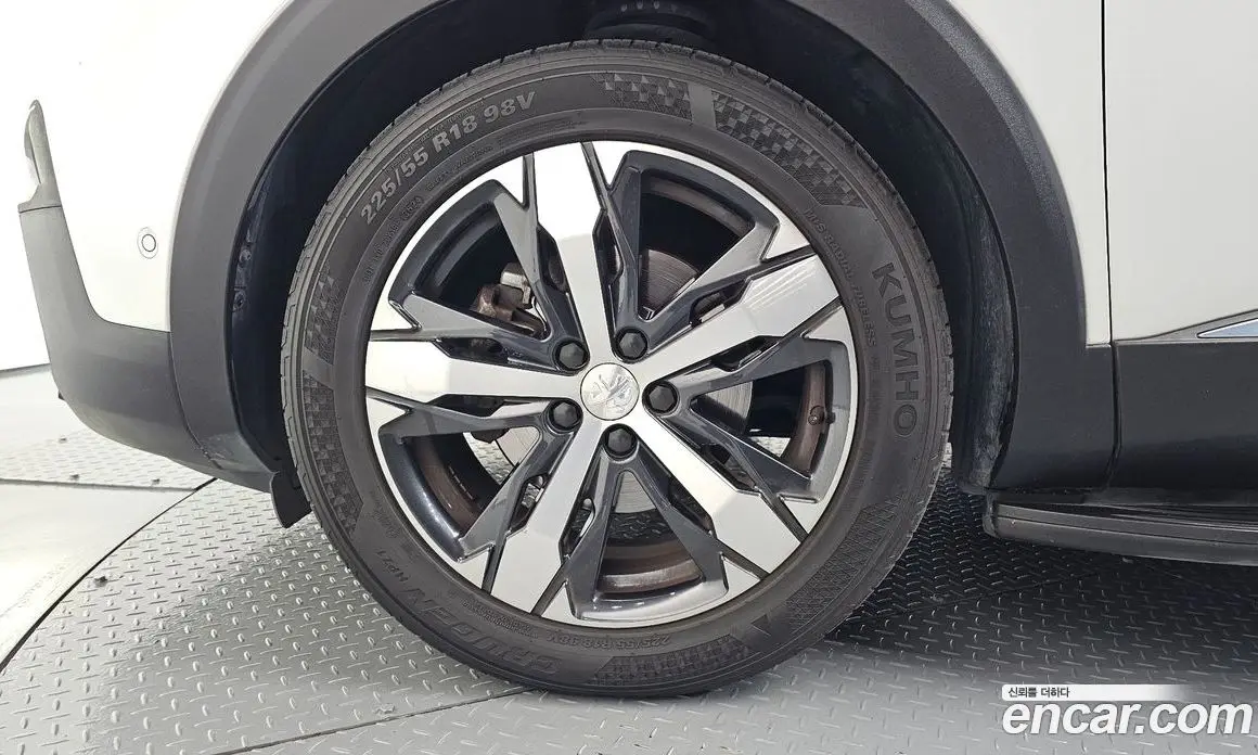 Peugeot 5008 2020 1.5 автомат (гидро), фото 5 Peugeot 5008 2020 1.5 автомат (гидро), фото 5