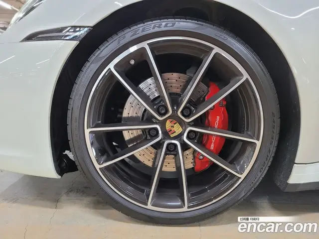 Porsche 911 2020 3.0 автомат (гидро), миниатюра 5