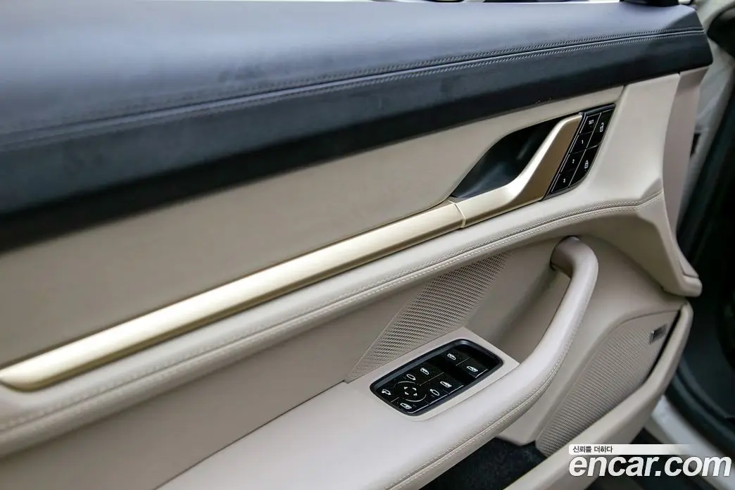 Porsche Taycan 2021 0.1 автомат (гидро), фото 16 Porsche Taycan 2021 0.1 автомат (гидро), фото 16