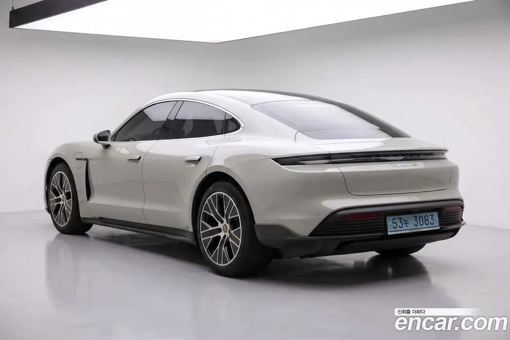 Porsche Taycan 2021 0.1 автомат (гидро), фото 6 Porsche Taycan 2021 0.1 автомат (гидро), фото 6