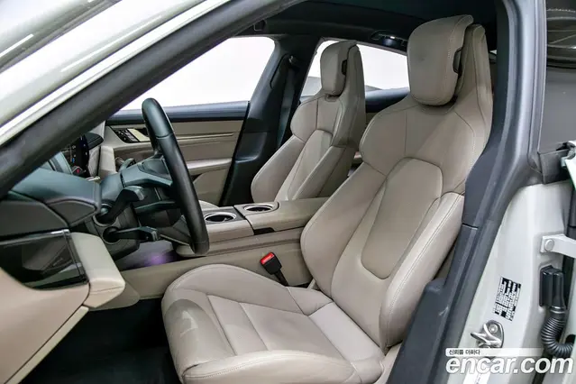 Porsche Taycan 2021 0.1 автомат (гидро), миниатюра 10 Porsche Taycan 2021 0.1 автомат (гидро), миниатюра 10