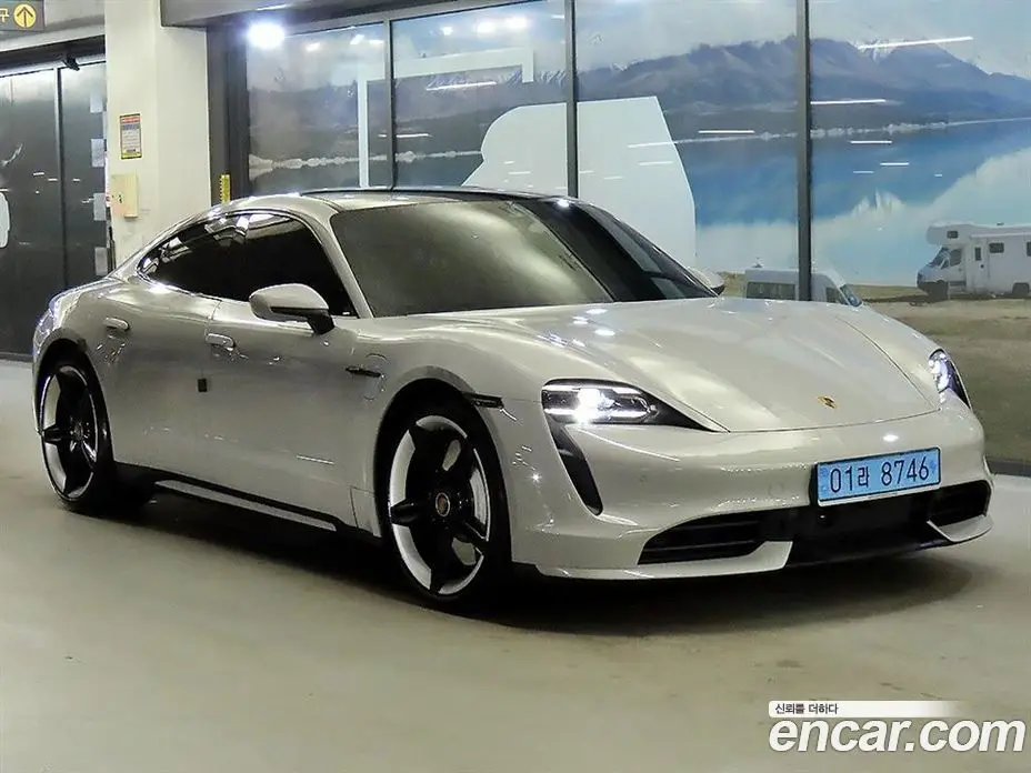 Porsche Taycan 2024 автомат (гидро), фото 1 Porsche Taycan 2024 автомат (гидро), фото 1