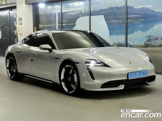 Porsche Taycan, 2024, 13 630 км