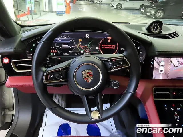 Porsche Taycan 2024 автомат (гидро), миниатюра 12