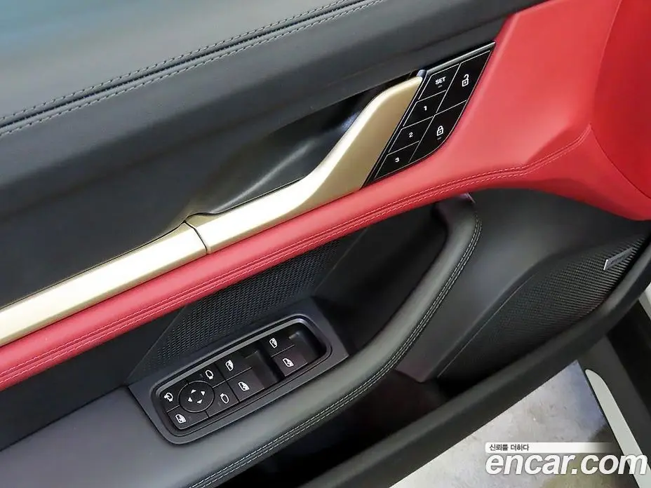 Porsche Taycan 2024 автомат (гидро), фото 13 Porsche Taycan 2024 автомат (гидро), фото 13