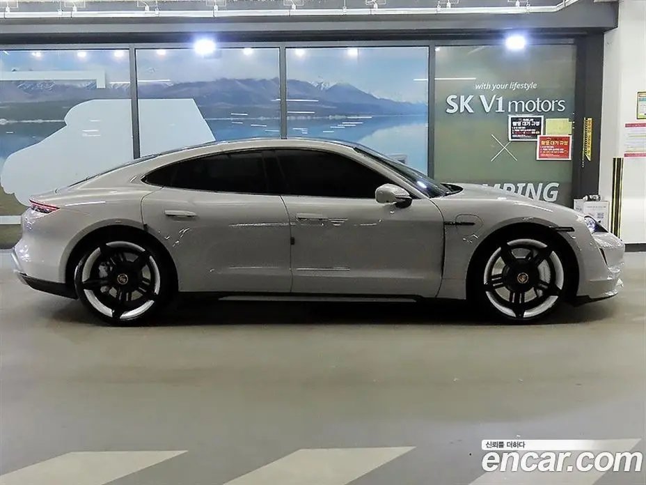 Porsche Taycan 2024 автомат (гидро), фото 20 Porsche Taycan 2024 автомат (гидро), фото 20