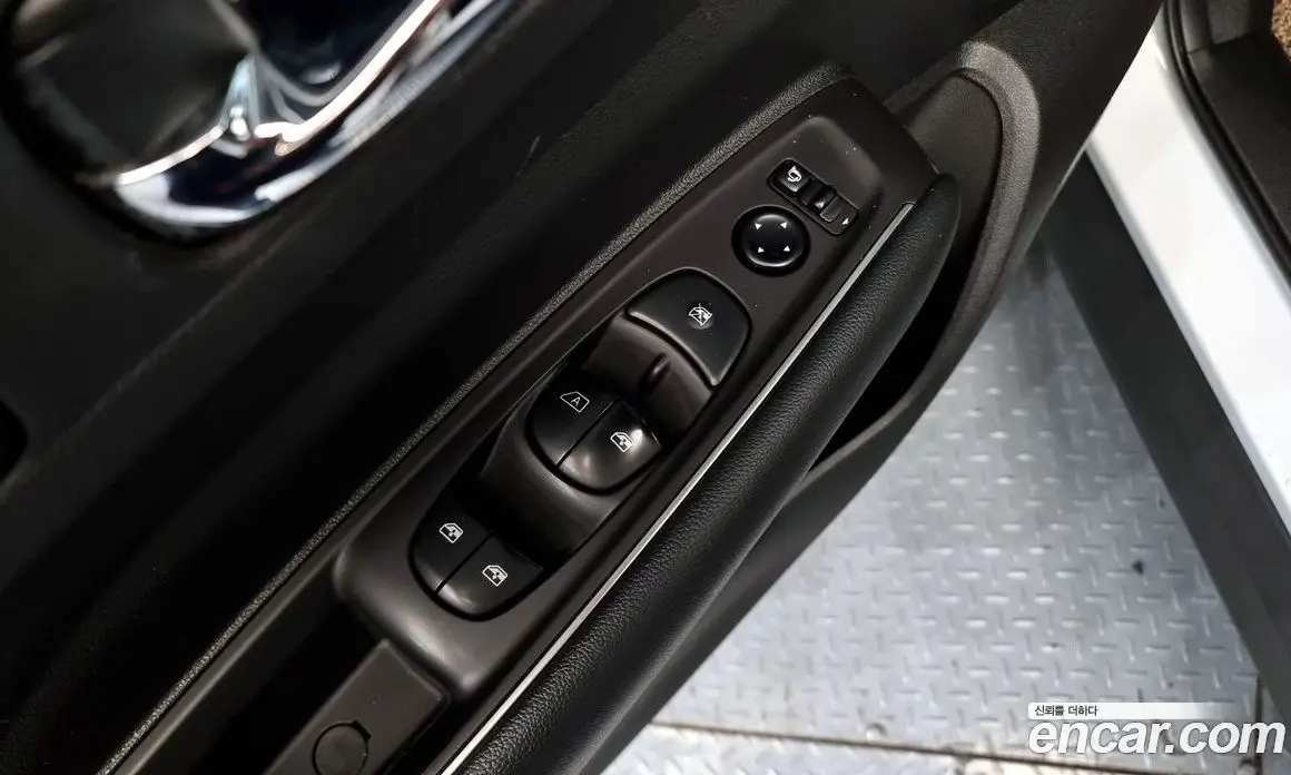 Renault (Samsung) QM6 2018 2.0 автомат (гидро), фото 17 Renault (Samsung) QM6 2018 2.0 автомат (гидро), фото 17