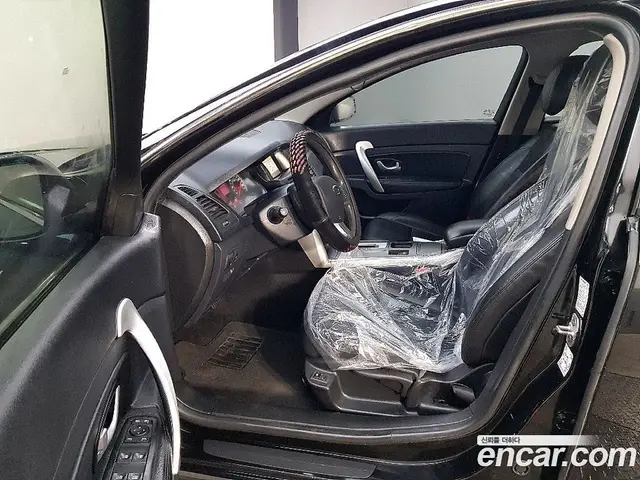 Renault (Samsung) SM5 2014 1.5 автомат (гидро), миниатюра 8 Renault (Samsung) SM5 2014 1.5 автомат (гидро), миниатюра 8