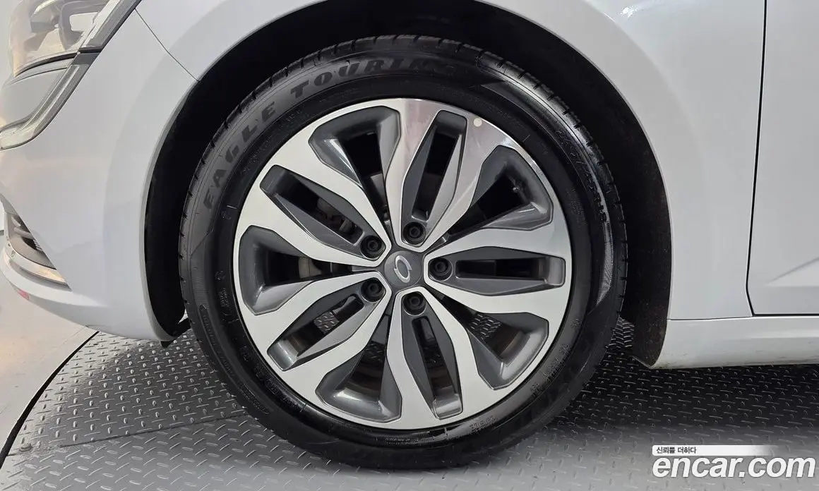 Renault (Samsung) SM6 2016 2.0 автомат (гидро), фото 5 Renault (Samsung) SM6 2016 2.0 автомат (гидро), фото 5
