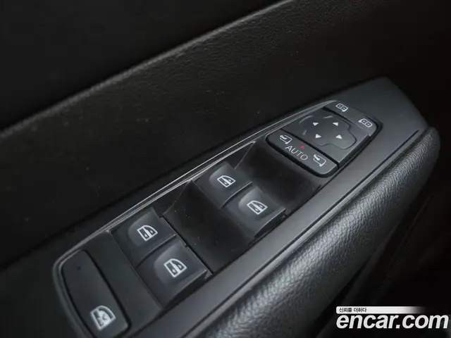 Renault (Samsung) SM6 2019 2.0 автомат (гидро), миниатюра 11