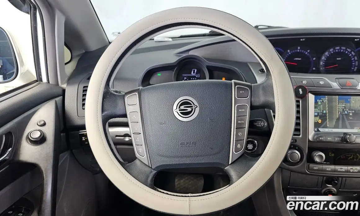 SsangYong Korando 2014 2.0 автомат (гидро), фото 13