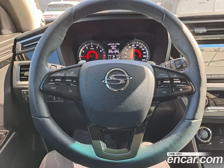 SsangYong Korando 2022 1.5 автомат (гидро), фото 20