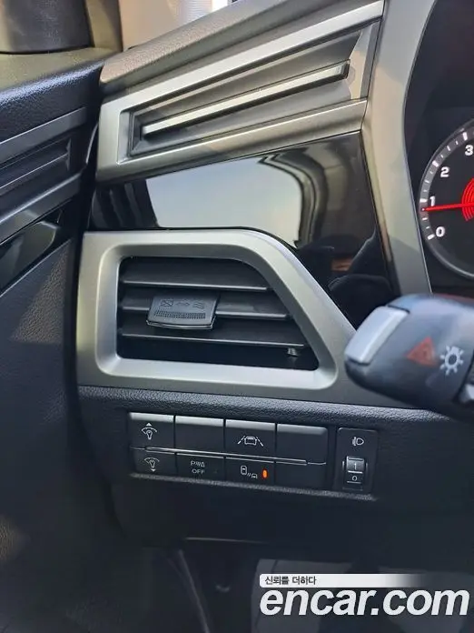 SsangYong Korando 2022 1.5 автомат (гидро), миниатюра 7