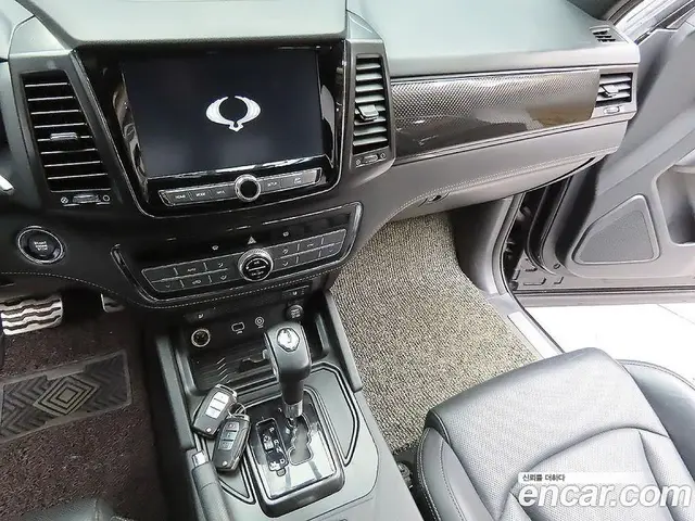 SsangYong Rexton 2020 2.2 автомат (гидро), миниатюра 9 SsangYong Rexton 2020 2.2 автомат (гидро), миниатюра 9