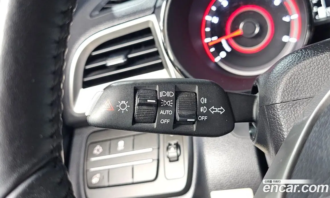 SsangYong TIBOLI 2016 1.6 автомат (гидро), фото 13