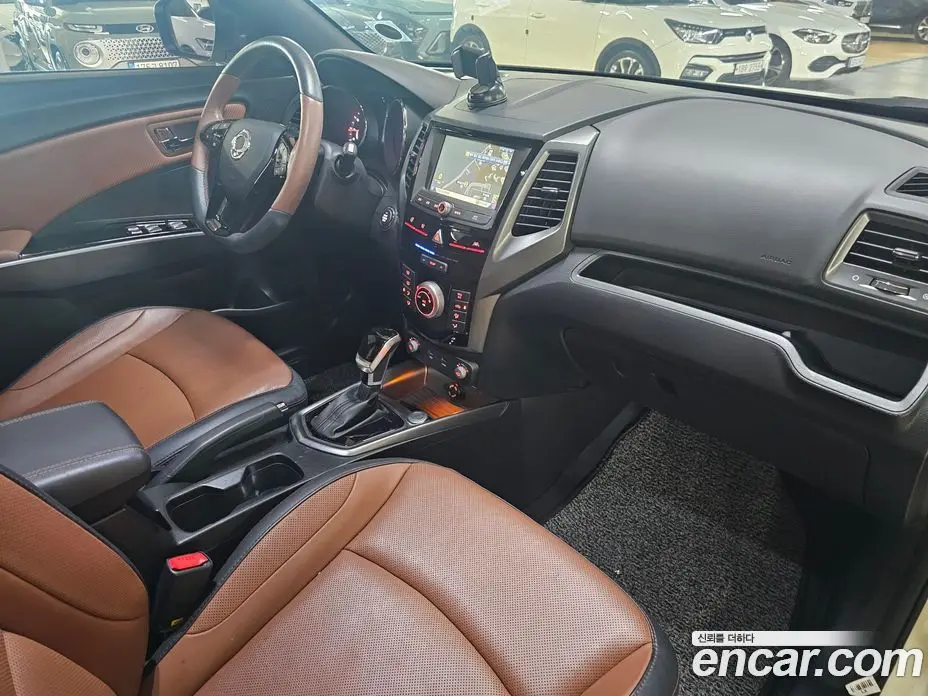 SsangYong TIBOLI 2018 1.6 автомат (гидро), фото 19