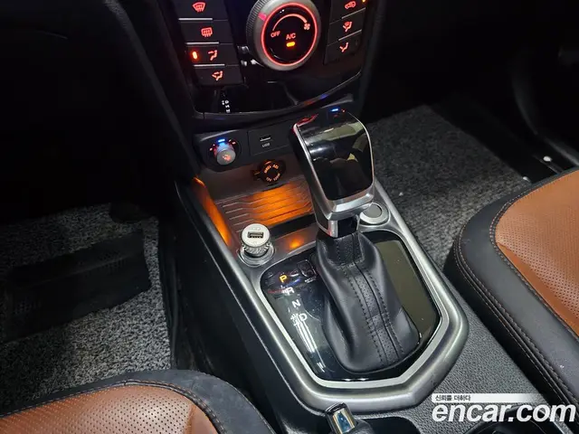 SsangYong TIBOLI 2018 1.6 автомат (гидро), миниатюра 9