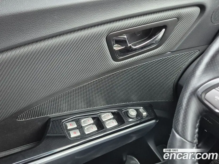 SsangYong TIBOLI 2019 1.6 автомат (гидро), фото 11