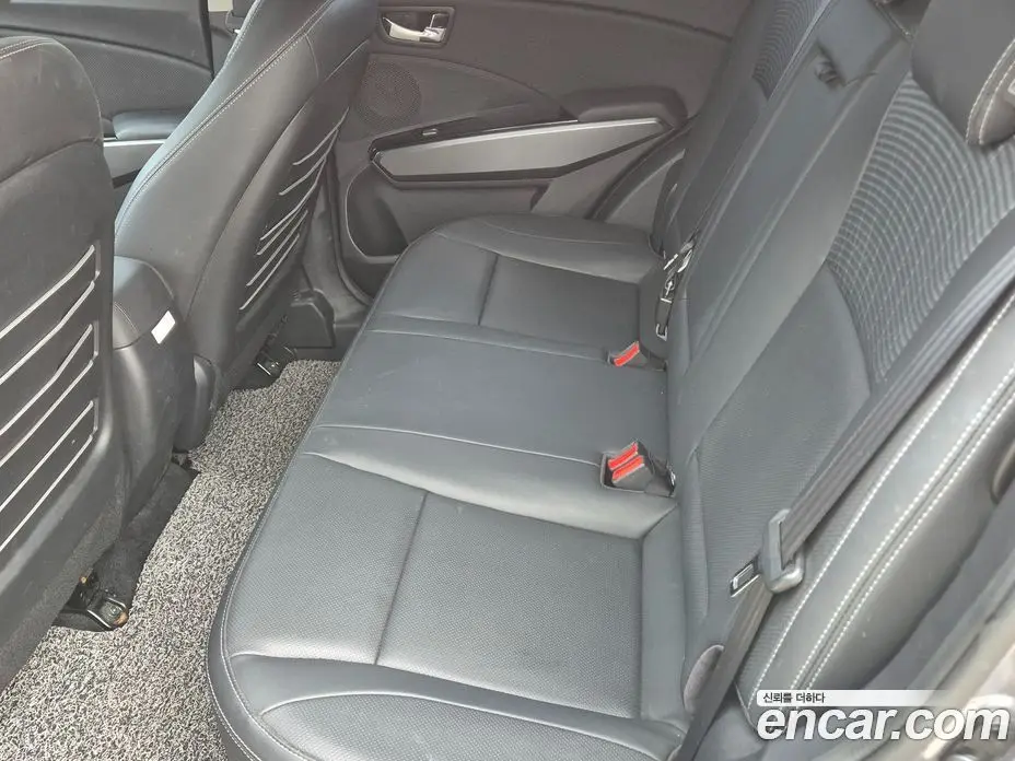 SsangYong TIBOLI 2019 1.6 автомат (гидро), фото 14