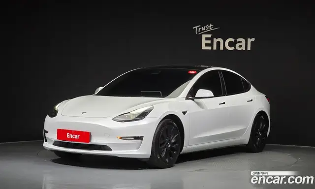 Tesla Model 3, 2022, 68 808 км