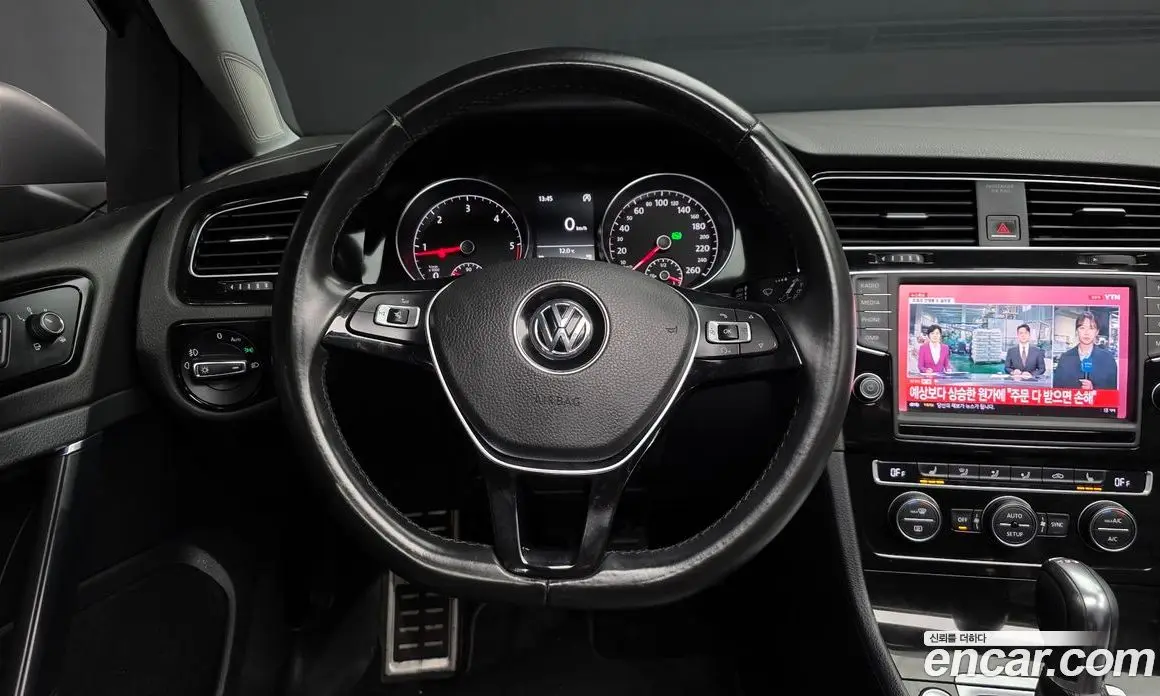 Volkswagen Golf 2014 2.0 автомат (гидро), фото 13 Volkswagen Golf 2014 2.0 автомат (гидро), фото 13