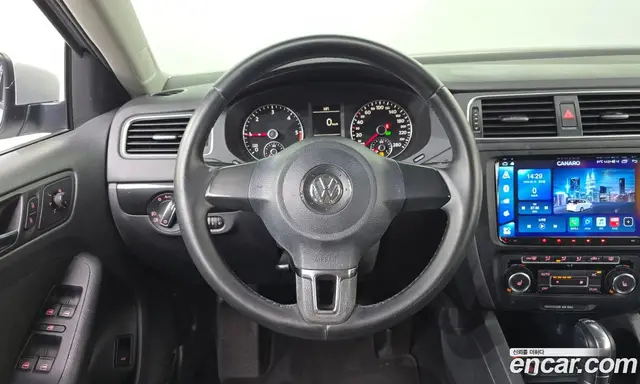 Volkswagen Jetta 2012 2.0 автомат (гидро), миниатюра 12