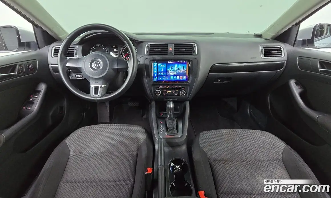 Volkswagen Jetta 2012 2.0 автомат (гидро), фото 7