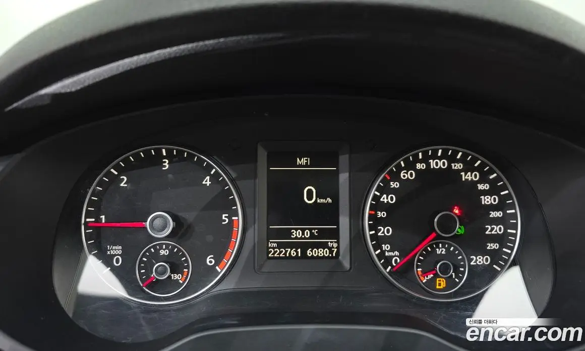 Volkswagen Jetta 2012 2.0 автомат (гидро), фото 8