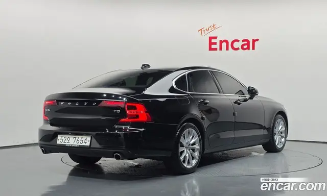 Volvo S90 2017 2.0 автомат (гидро), миниатюра 2 Volvo S90 2017 2.0 автомат (гидро), миниатюра 2