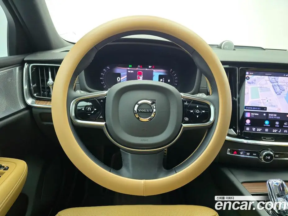 Volvo V60 2024 2.0 автомат (гидро), фото 14 Volvo V60 2024 2.0 автомат (гидро), фото 14